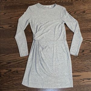 Long sleeve, side knot dress.